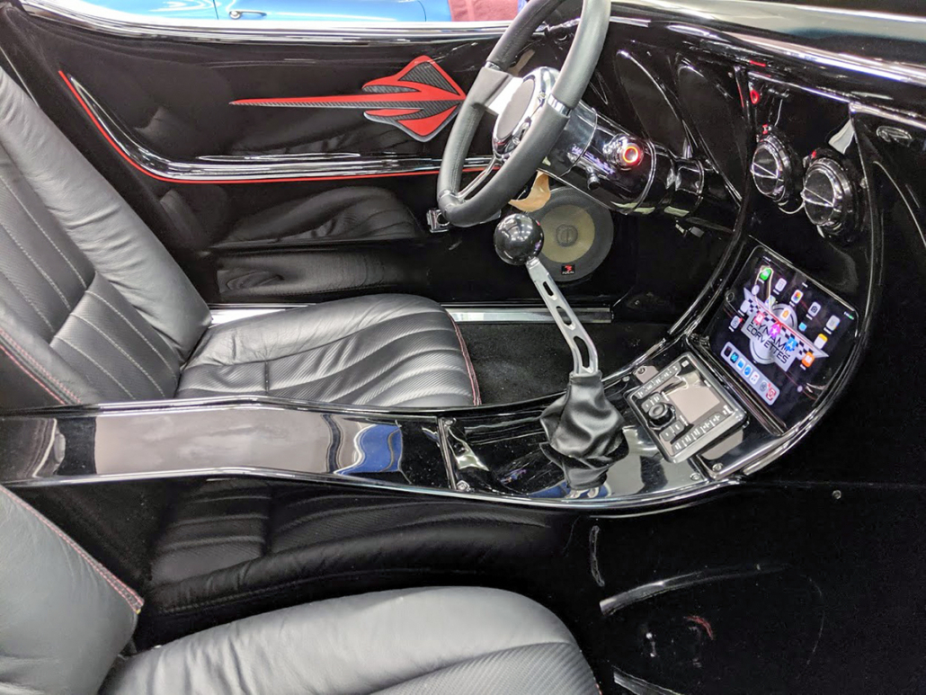 Dynamic Corvettes 1969 Corvette Wired with Infinitybox- Interior Shot